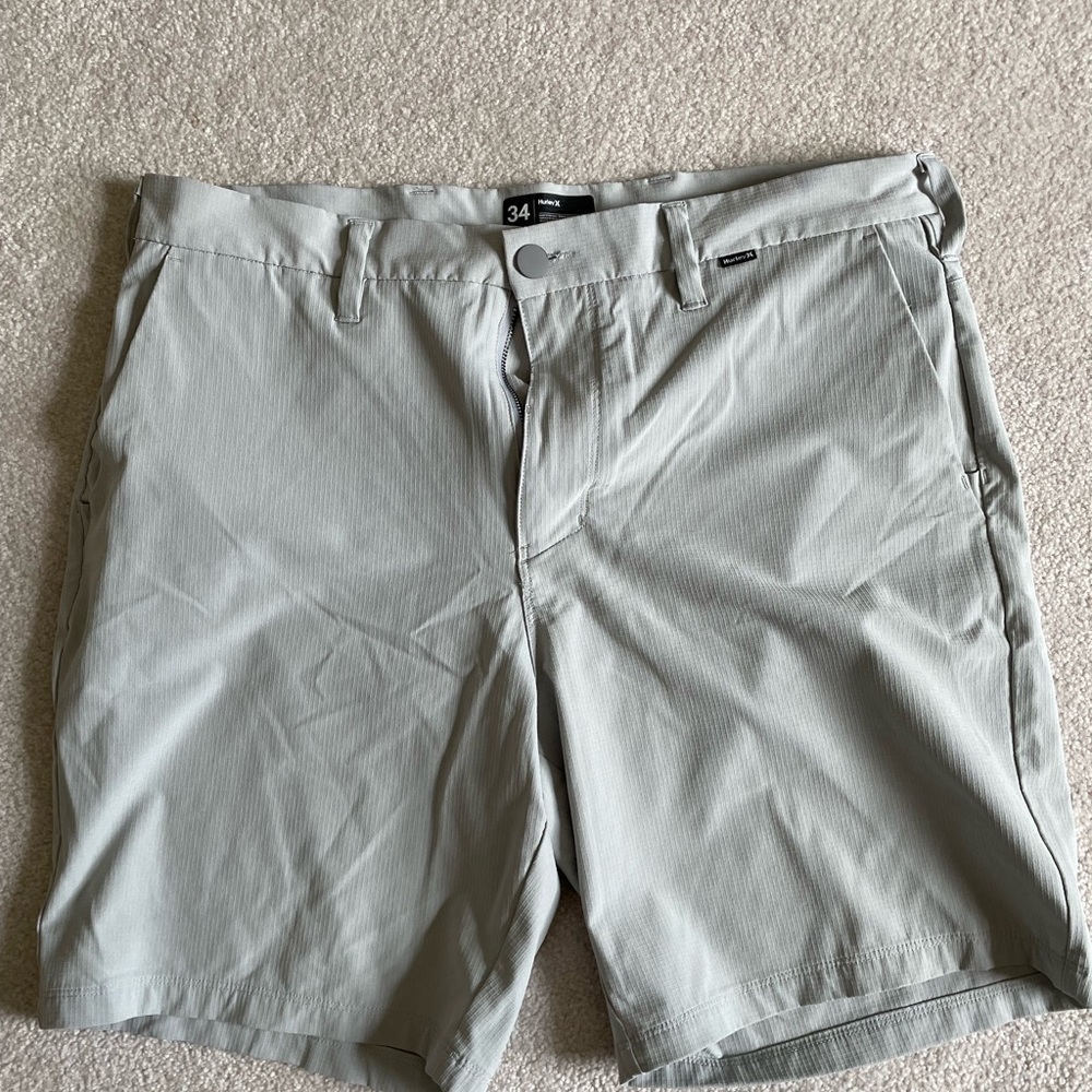 Hurley dryfit Gray flat front shorts